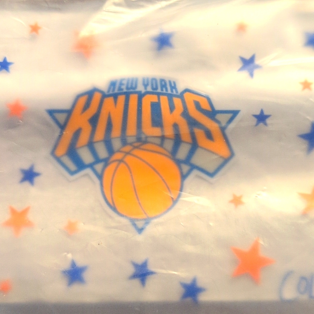 Colourpop NBA Knicks Makeup Bag, Go NY Gel Eyeliner Duo & Knicks Glitter Gel - Picture 4 of 11